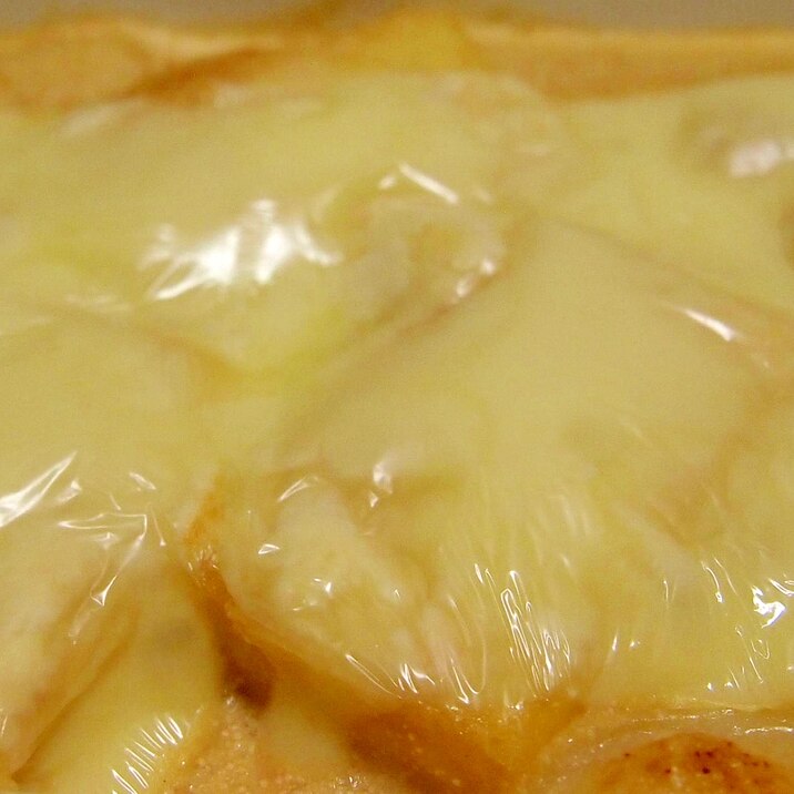餅と厚揚げのたらこチーズグラタン